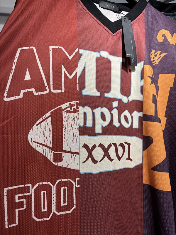 5016款P57 网料篮球V领 黑色 红色 S   M  L  XL