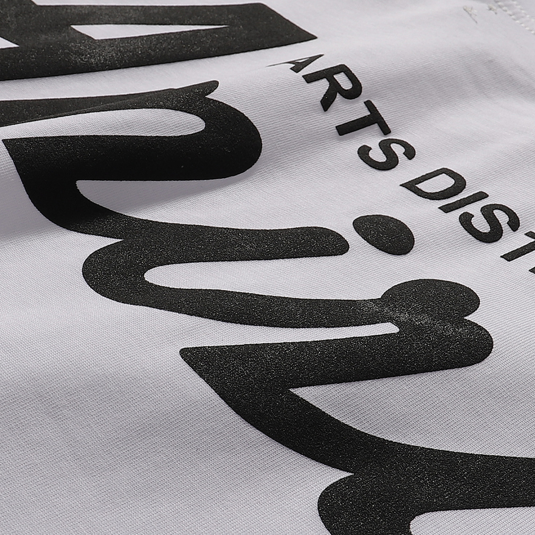 728款P47 面料260克双纱字母 白色 黑色 S M L XL
