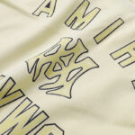 733款P50 面料260克双纱发泡字母 杏色 黑色 S M L XL