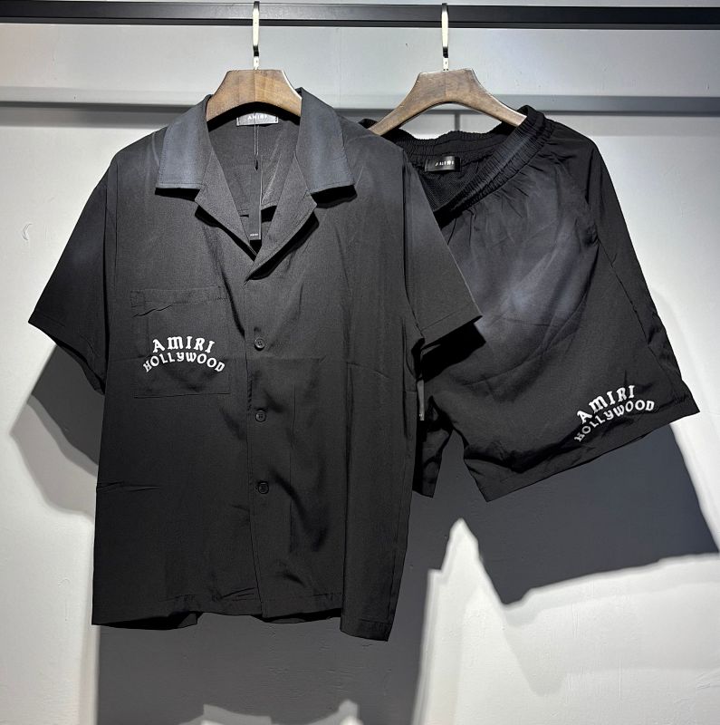 yupoo_106688_11bf4ee2.jpg 衣服P70 裤子P70元 S M L XL