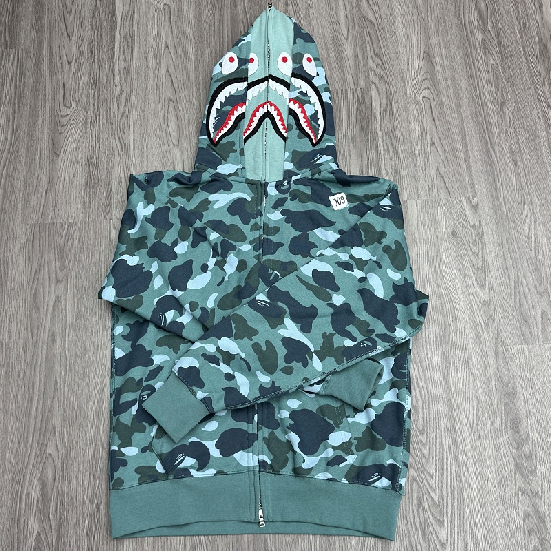 P132  2396 绿色双帽