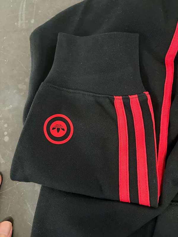 P155  AD联名 黑色