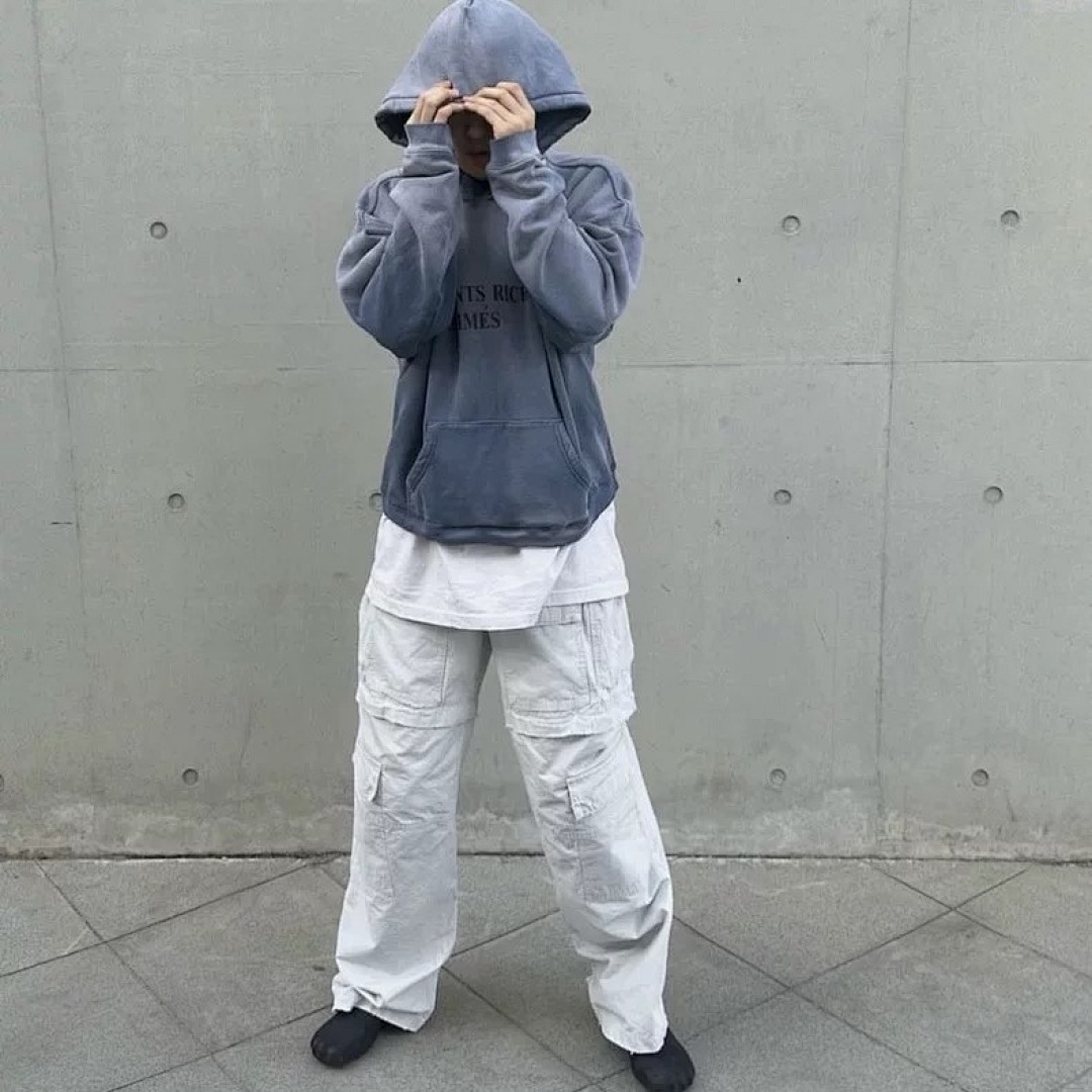 蓝 灰 P120