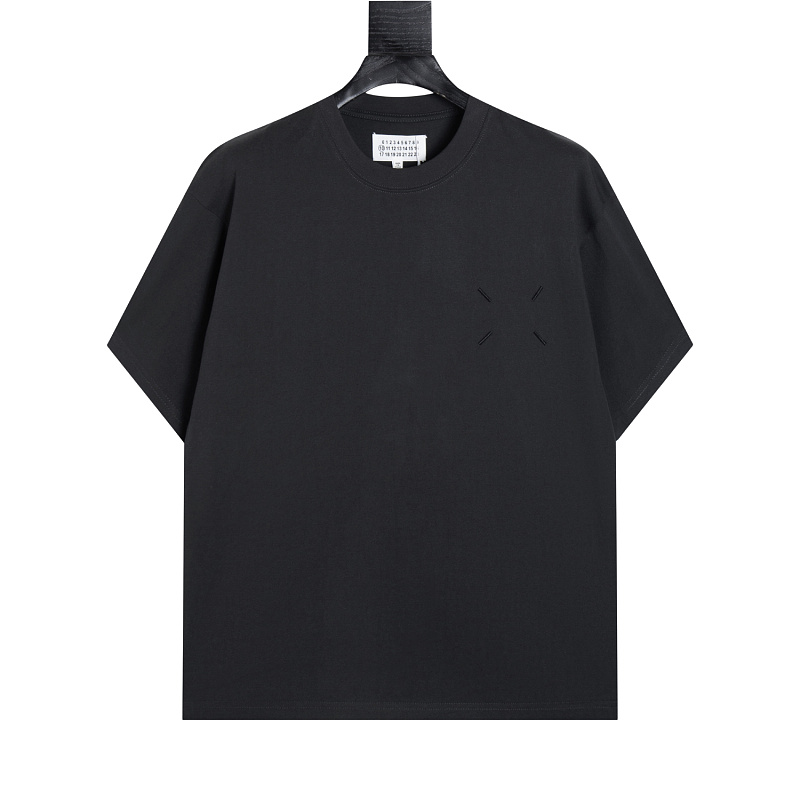 P57 黑色 白色 S/M/L/XL