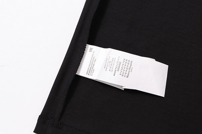 P57 黑色 白色 S/M/L/XL