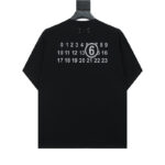 P57 黑色 白色 S-XL