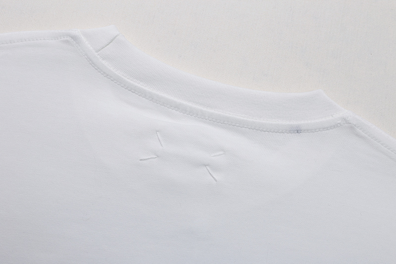 P57 黑色 白色 S-XL
