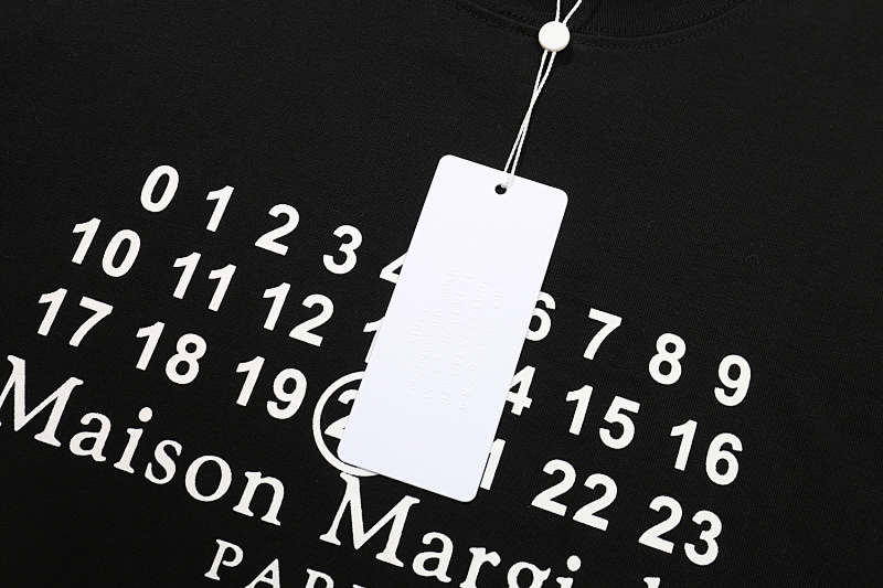 P57 黑色 白色 S-XL