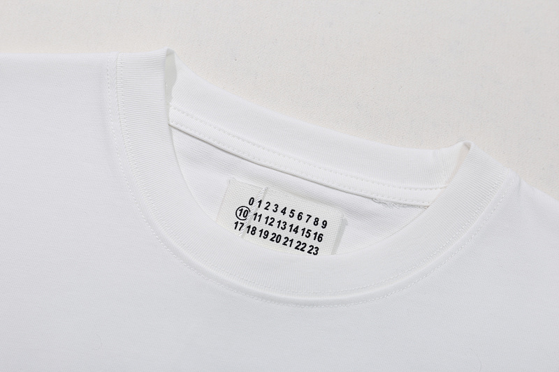 P57 黑色 白色 S-XL