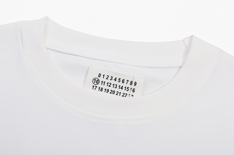 P57 黑色 白色 S-XL