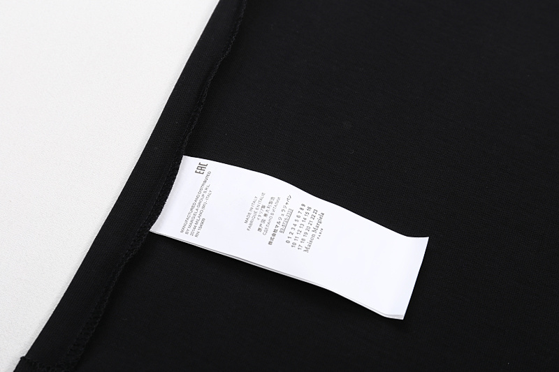 P57 黑色 白色 S-XL