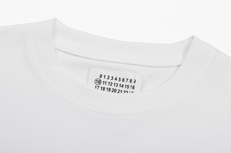 P57 黑色 白色 S-XL