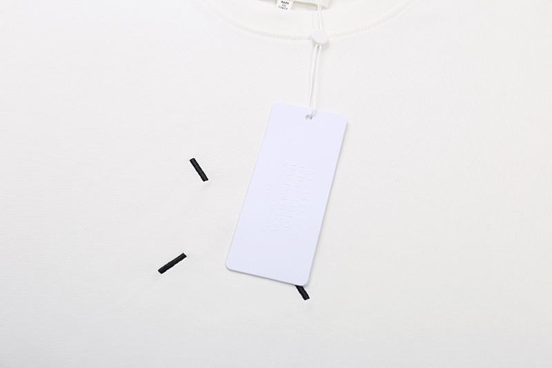 P57 黑色 白色 S-XL
