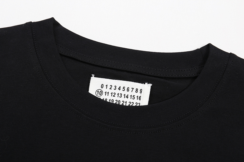 P57 黑色 白色 S-XL