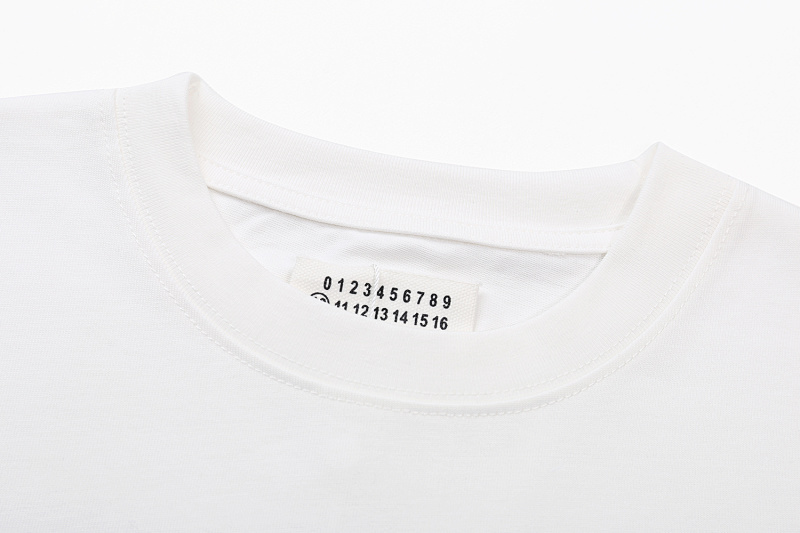 P57 黑色 白色 S-XL
