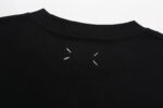 P57 黑色 白色 S-XL