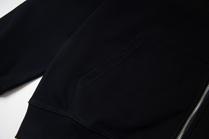 P120