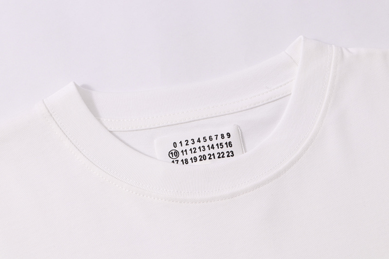 P57 黑色 白色 S/M/L/XL