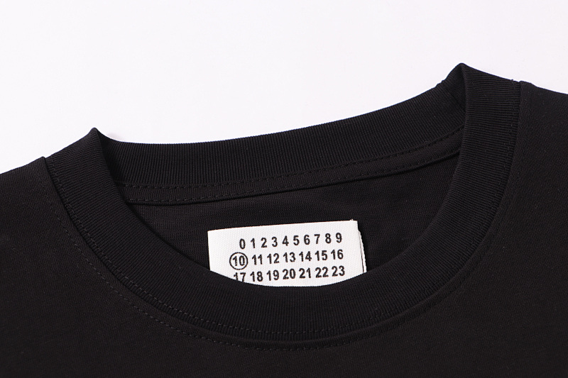 P57 黑色 白色 S/M/L/XL
