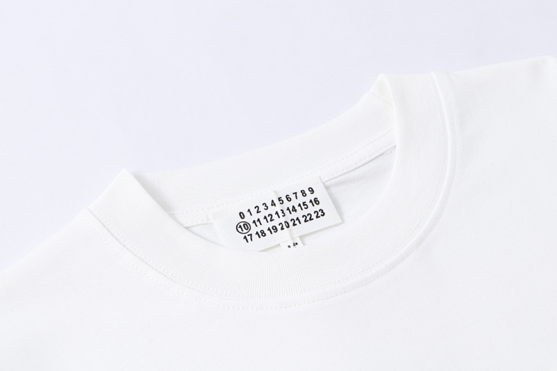 P72 黑色 白色 S/M/L/XL 长袖T