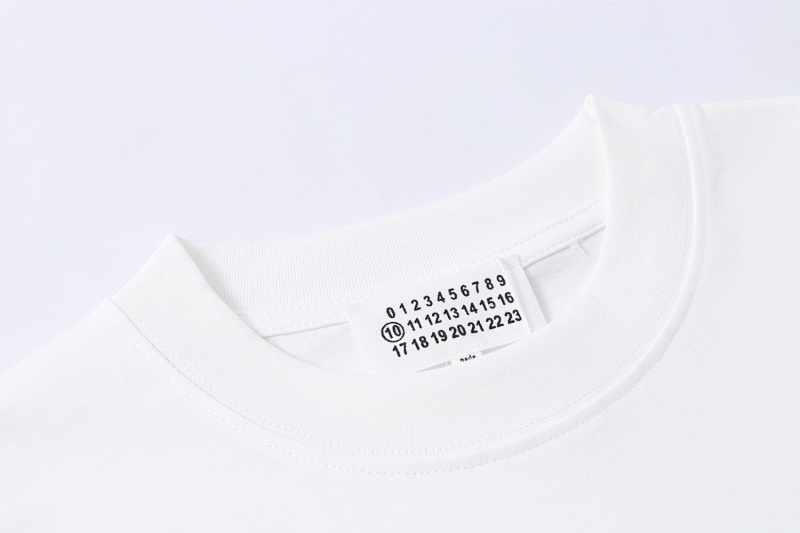 P72 黑色 白色 S/M/L/XL 长袖T