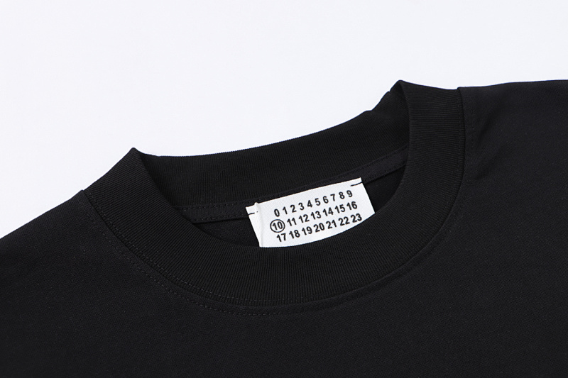 P72 黑色 白色 S/M/L/XL 长袖T