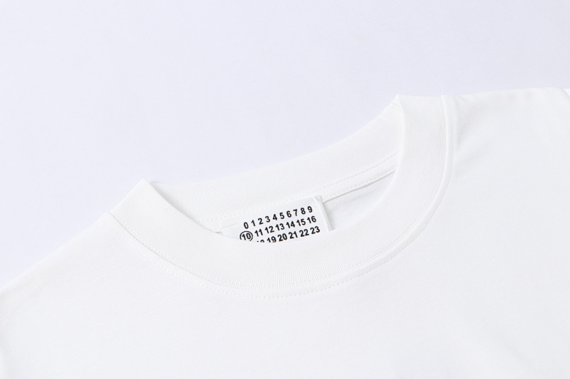 P72 黑色 白色 S/M/L/XL 长袖T