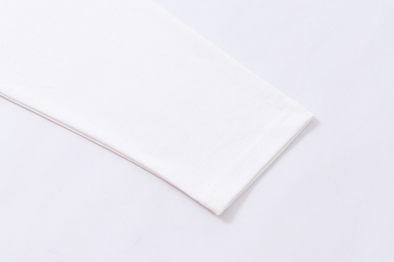 P72 黑色 白色 S/M/L/XL 长袖T