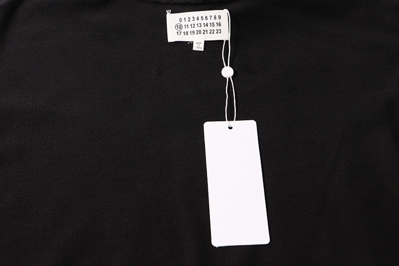 P92 黑色 白色 S-XL
