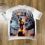 编号516    批72   RoughPlay Champion T-Shirt 2026美国洛杉矶最新街头潮牌白墨直喷烫钻洗水做旧短袖T恤 码数：S  M  L  XL