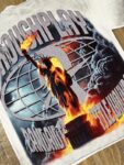 编号516    批72   RoughPlay Champion T-Shirt 2026美国洛杉矶最新街头潮牌白墨直喷烫钻洗水做旧短袖T恤 码数：S  M  L  XL