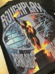 编号516    批72   RoughPlay Champion T-Shirt 2026美国洛杉矶最新街头潮牌白墨直喷烫钻洗水做旧短袖T恤 码数：S  M  L  XL