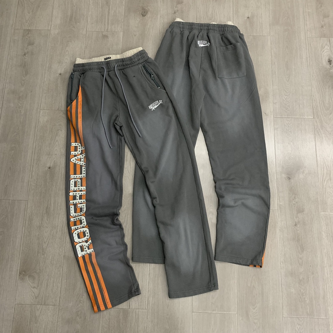 R122# P120 RoughPlay Double SweatPants2026最新欧美潮牌烫钻绣花纯棉休闲长裤卫裤