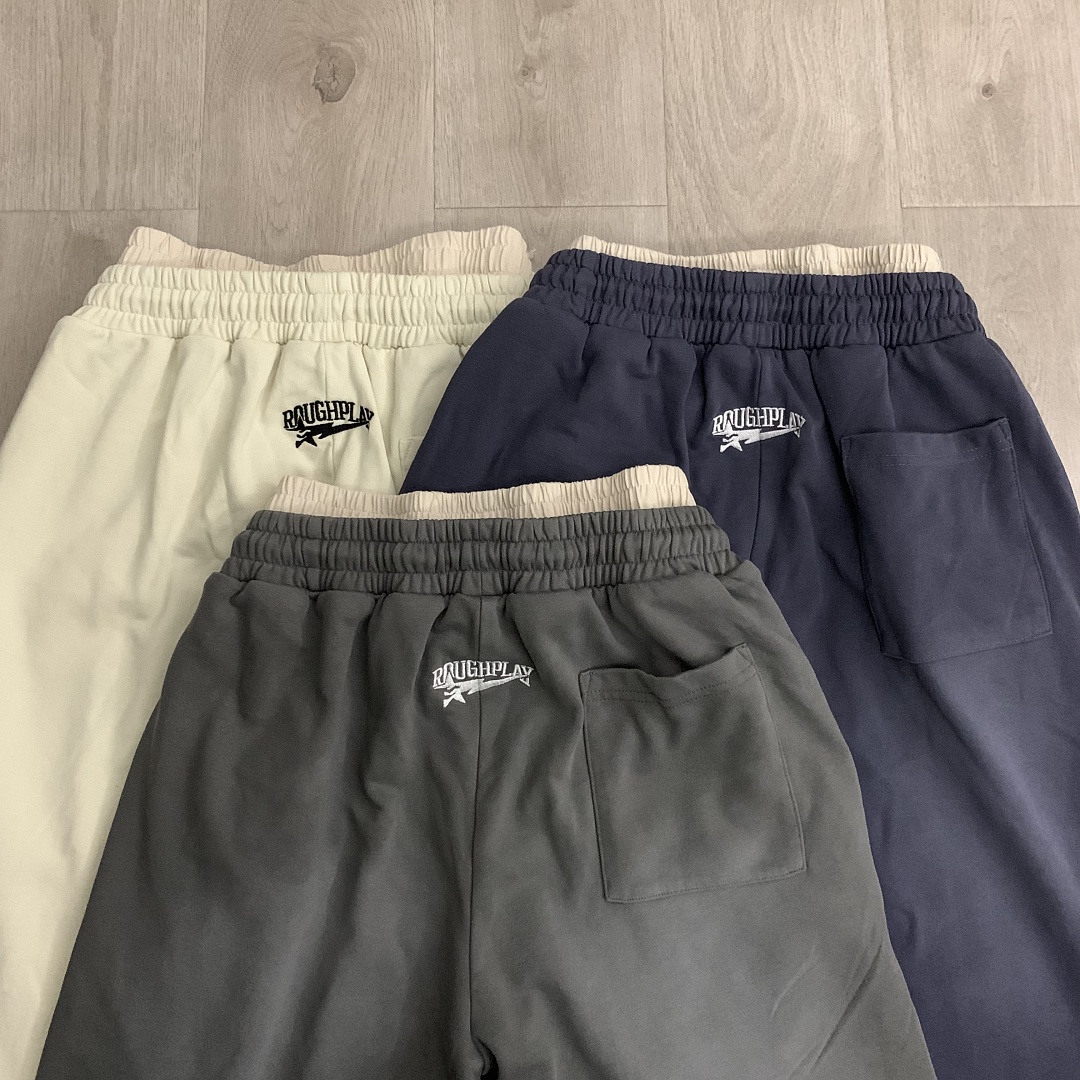 R122# P120 RoughPlay Double SweatPants2026最新欧美潮牌烫钻绣花纯棉休闲长裤卫裤