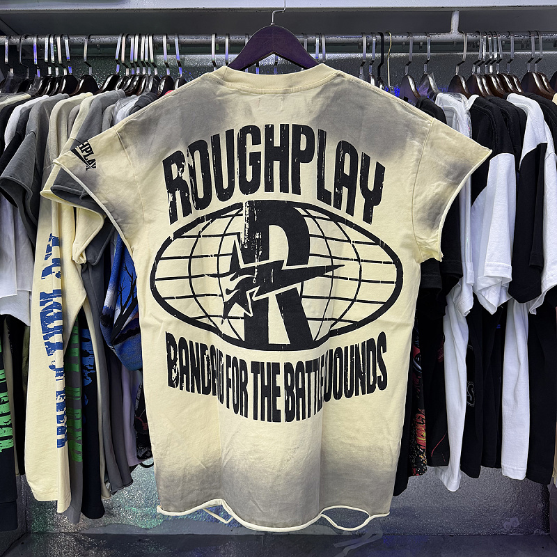 编号R093，RoughPlay Skull Goggles Sleevless打钉设计