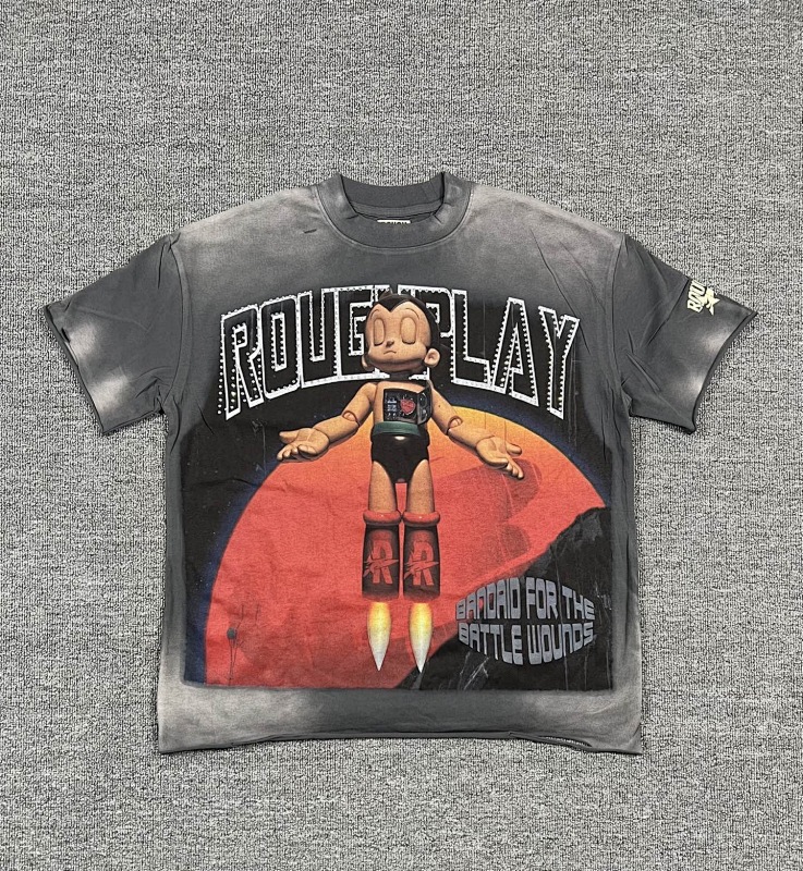 编号515    批67  RoughPlay Champion T-Shirt 2026美国洛杉矶最新街头潮牌白墨直喷烫钻洗水做旧短袖T恤 码数：S  M  L  XL