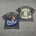 编号511    批67   RoughPlay Champion T-Shirt 2026美国洛杉矶最新街头潮牌白墨直喷烫钻洗水做旧短袖T恤 码数：S  M  L  XL