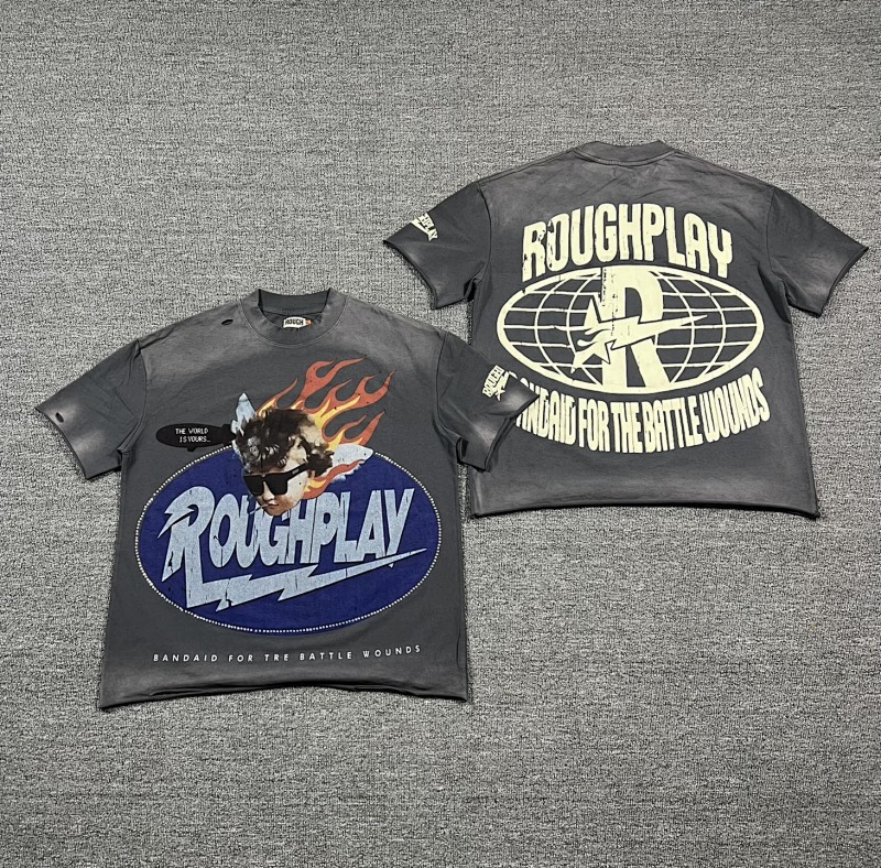 编号511    批67   RoughPlay Champion T-Shirt 2026美国洛杉矶最新街头潮牌白墨直喷烫钻洗水做旧短袖T恤 码数：S  M  L  XL
