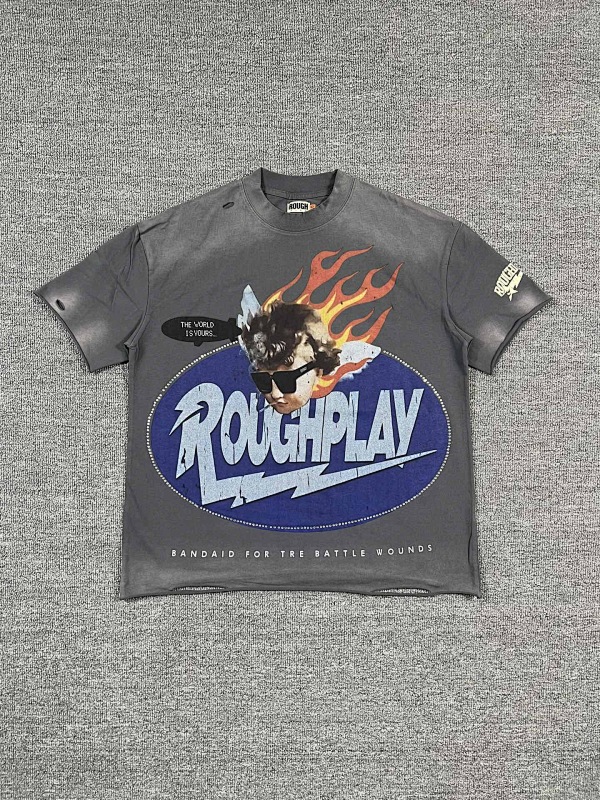 编号511    批67   RoughPlay Champion T-Shirt 2026美国洛杉矶最新街头潮牌白墨直喷烫钻洗水做旧短袖T恤 码数：S  M  L  XL