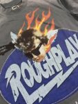 编号511    批67   RoughPlay Champion T-Shirt 2026美国洛杉矶最新街头潮牌白墨直喷烫钻洗水做旧短袖T恤 码数：S  M  L  XL