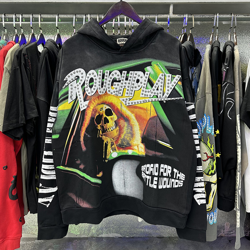 R201P110，RoughPlay In car Hoodie