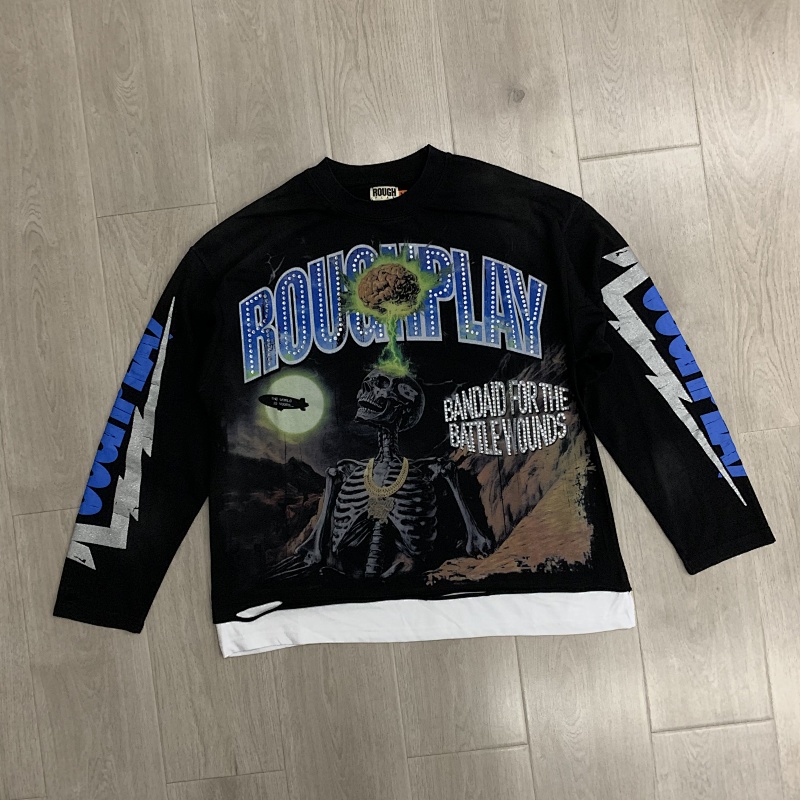 R118# P83 Rough Play Skull Shock Long Sleeve白墨直喷烫钻拼接时尚长袖T恤