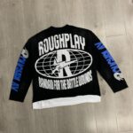 R118# P83 Rough Play Skull Shock Long Sleeve白墨直喷烫钻拼接时尚长袖T恤