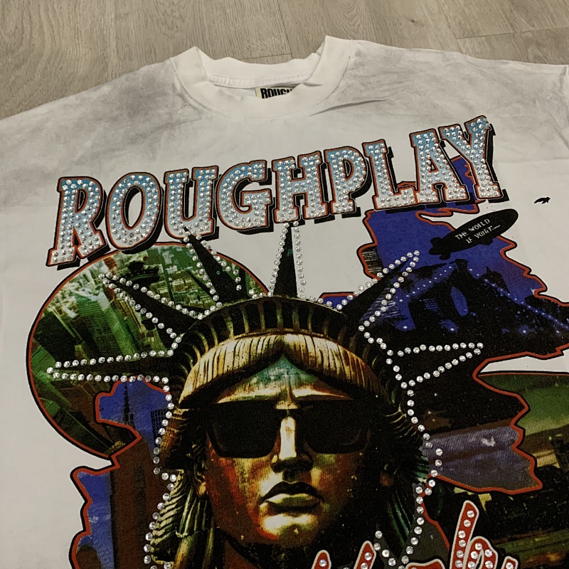 yupoo_42060_ca0ddc8c.jpg R505# P72 RoughPlay NYC T-Shirt 洗水做旧白色破洞大幅闪亮带钻短袖T恤