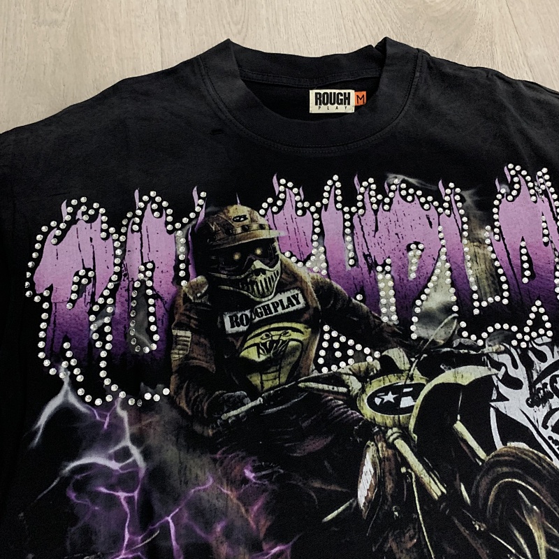 R105#P70  RoughPlay Dirt Nap T-Shirt 欧美潮牌拼接做旧破洞烫钻短袖T恤
