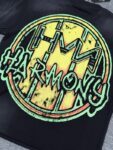 编号120 #P77 HARMONY New Age T-shirt 2026ss欧美最新潮牌白墨直喷烫钻马骝洗水磨破做旧短袖T恤 码数：S  M  L  XL
