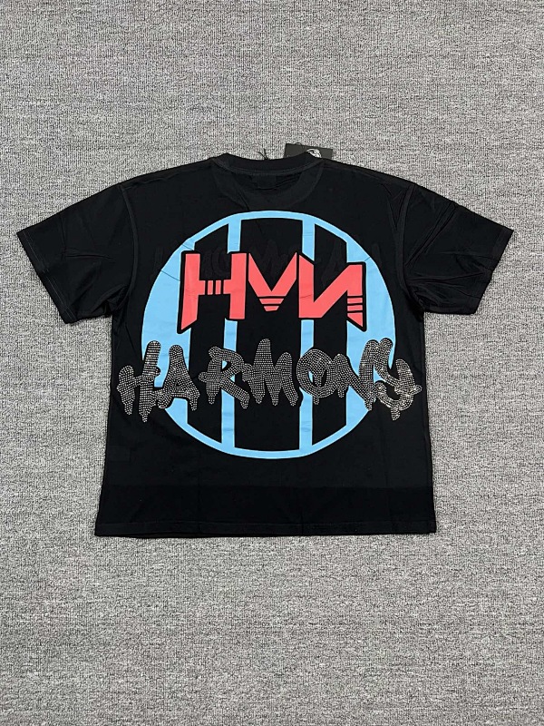 编号107 #P63 HARMONY New Age T-shirt 2026ss欧美最新潮牌白墨直喷烫钻洗水短袖T恤 码数：S  M  L  XL