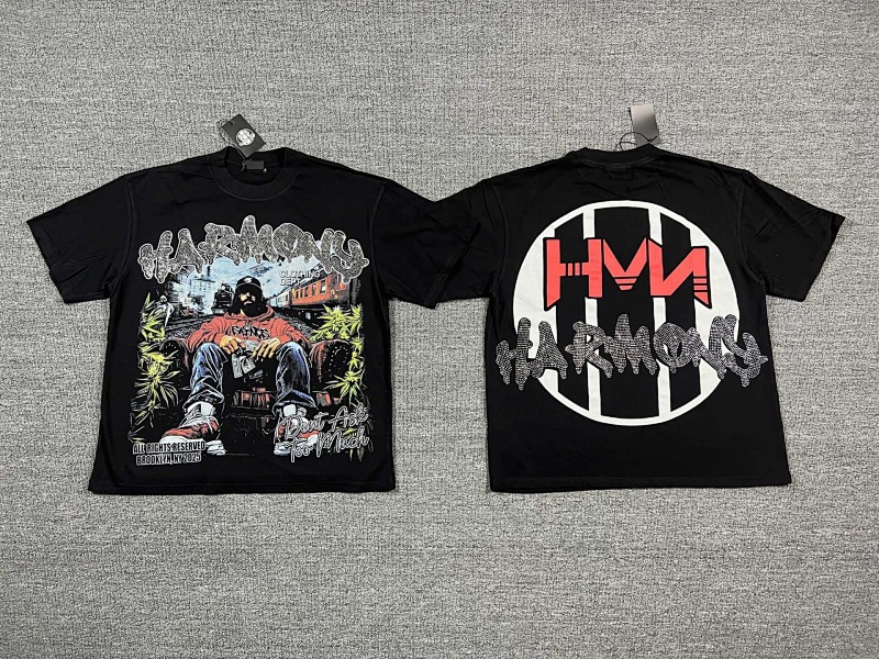 编号109 #P63 HARMONY New Age T-shirt 2026ss欧美最新潮牌白墨直喷烫钻洗水短袖T恤 码数：S  M  L  XL