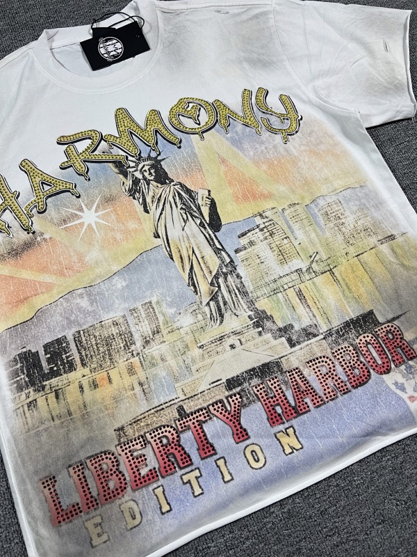 编号112 #P72 HARMONY New Age T-shirt 2026ss欧美最新潮牌白墨直喷烫钻洗水做旧短袖T恤 码数：S  M  L  XL