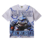 编号MA018，批67，MAJESTIK The World Shark Graphic烫钻做旧短袖